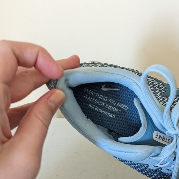 Nike Zoom Strike Blue Mesh Running Athletic Sneakers - Picture 8 of 8
